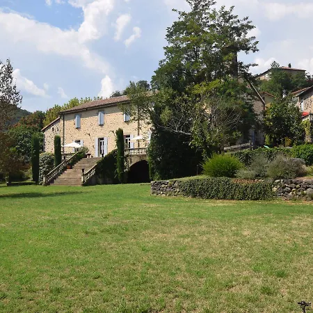 In Ardeche Near Chateau De Ventadour Ferienhaus Fabras